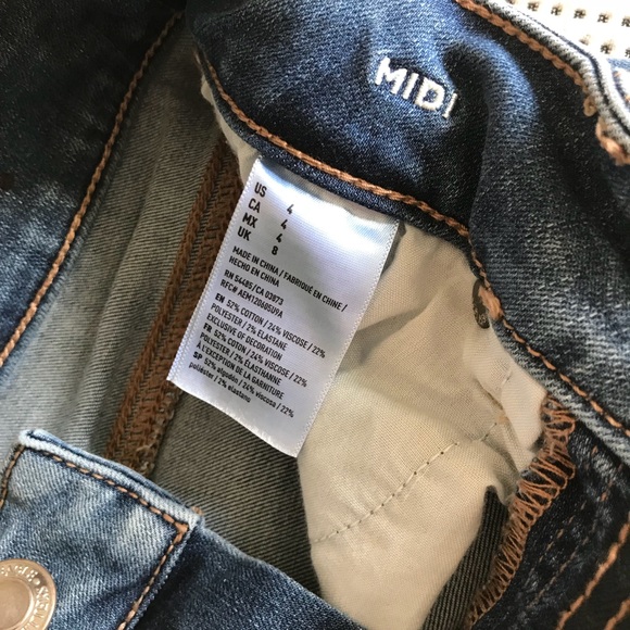 American Eagle Distressed MIDI Shorts 4 - Picture 4 of 4